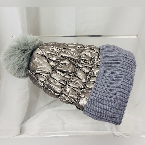 BP by Nordstrom- Grey Gun metal Puffer PomPom Beanie Faux Fur Lined O/S. NWT - Picture 2 of 4